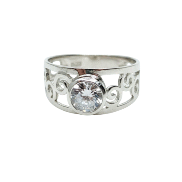 Hopeinen filigraanisormus kirkkaalla zirkoniakivellä