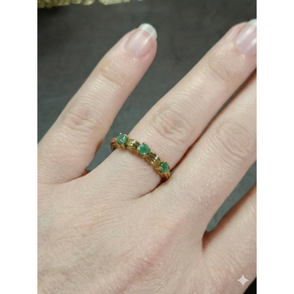 Kultainen vintage sormus smaragdeilla koko 17,6 - Image 4