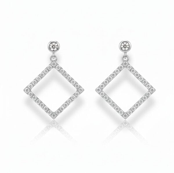 Hopeiset neliönmuotoiset juhlakorvakorut zirkonioilla