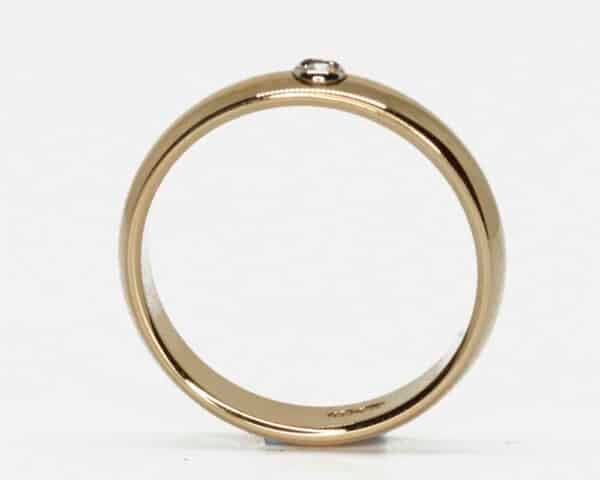 kultainen timanttisormus 0,04ct