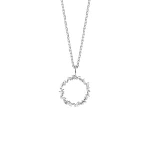 Seppele-riipus-kaulakoru-flower-crown-pendant-Tammi-Jewellery